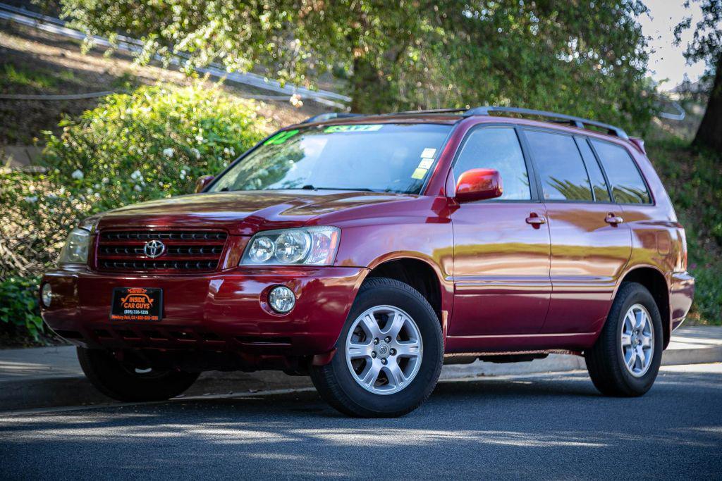 used 2002 Toyota Highlander car, priced at $6,999