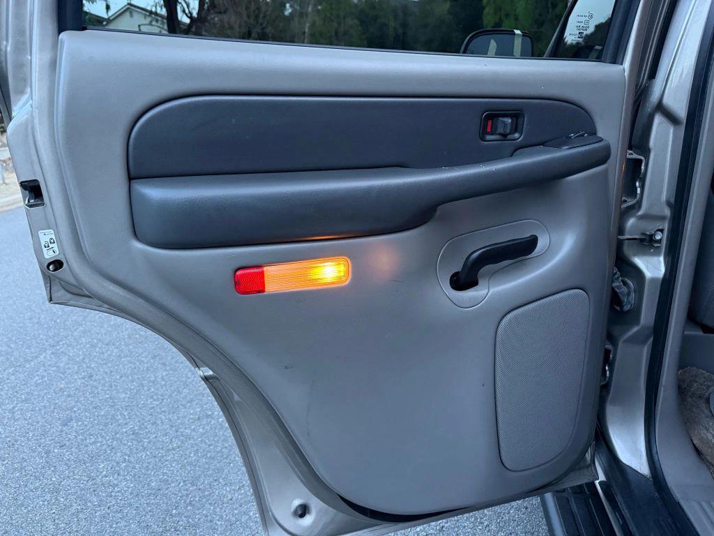 used 2003 GMC Yukon car, priced at $6,999