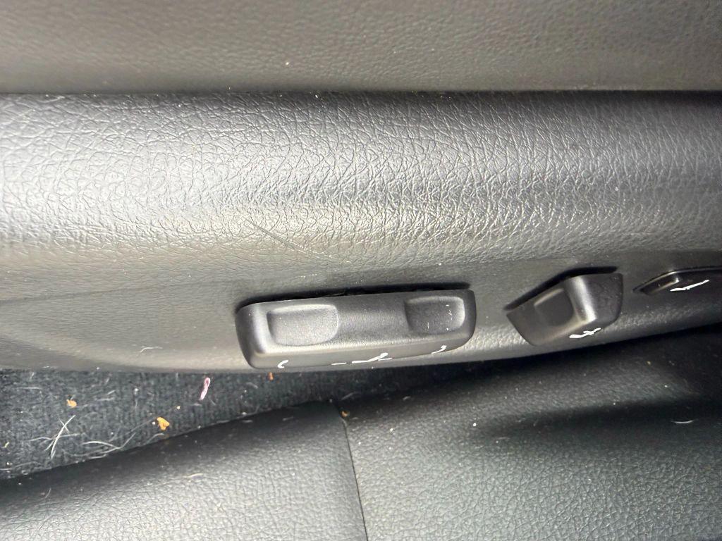 used 2011 Kia Sorento car, priced at $6,999