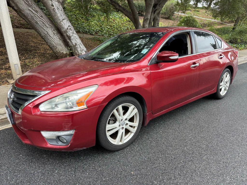 used 2013 Nissan Altima car, priced at $11,999