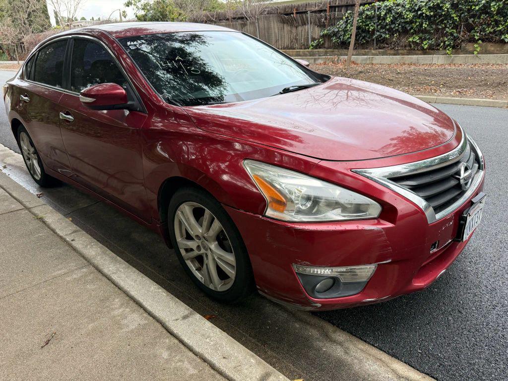 used 2013 Nissan Altima car, priced at $11,999