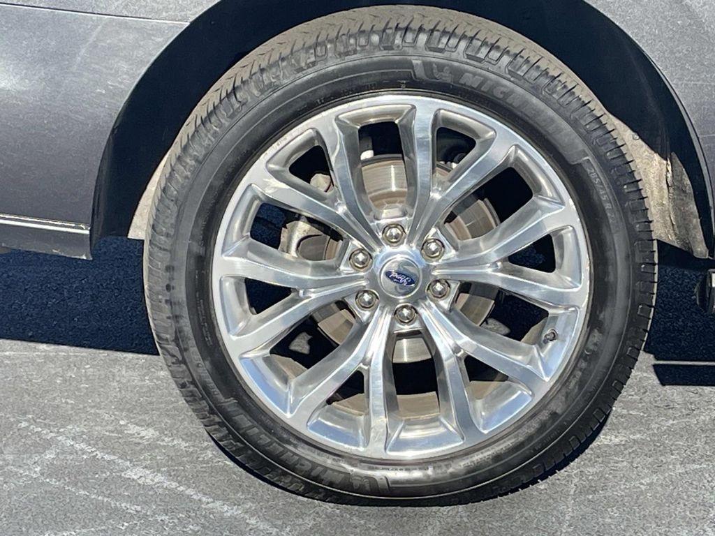 used 2019 Ford Expedition car, priced at $27,995