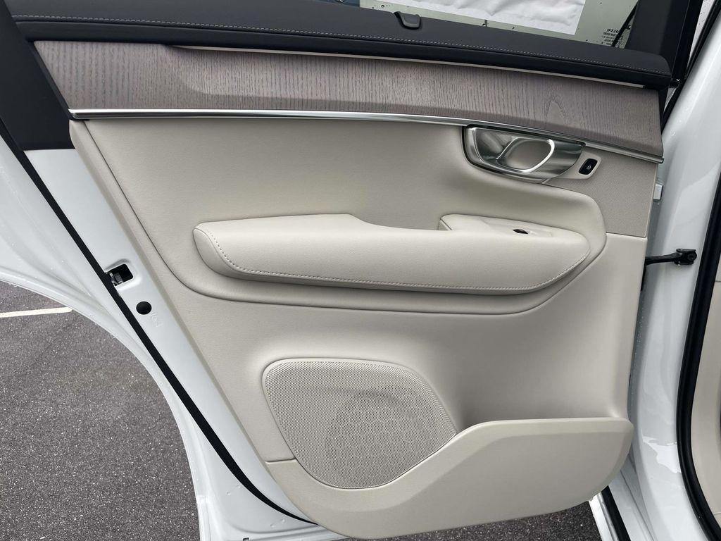 new 2026 Volvo XC90 car, priced at $75,695