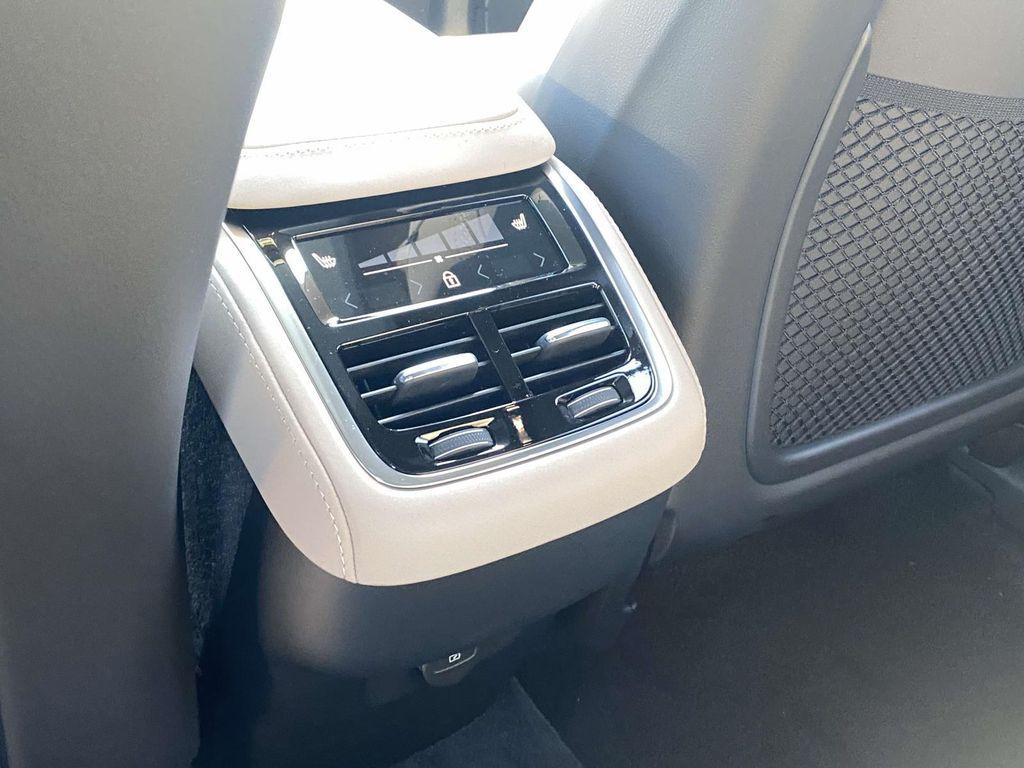 new 2026 Volvo XC90 car, priced at $69,825