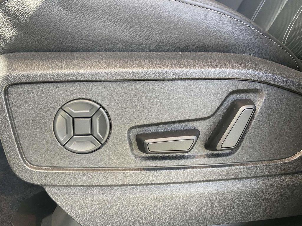 new 2025 Audi Q5 car, priced at $61,680