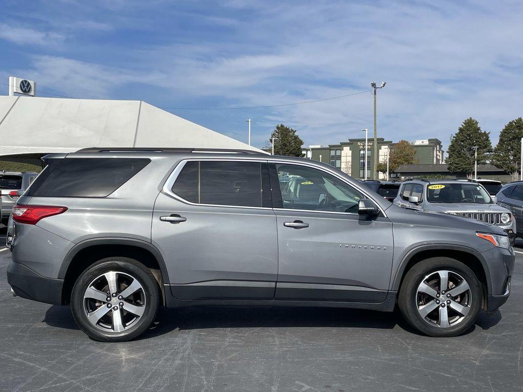 used 2019 Chevrolet Traverse car, priced at $17,499