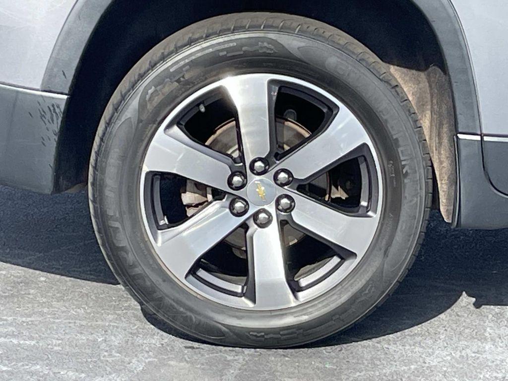 used 2019 Chevrolet Traverse car, priced at $17,499