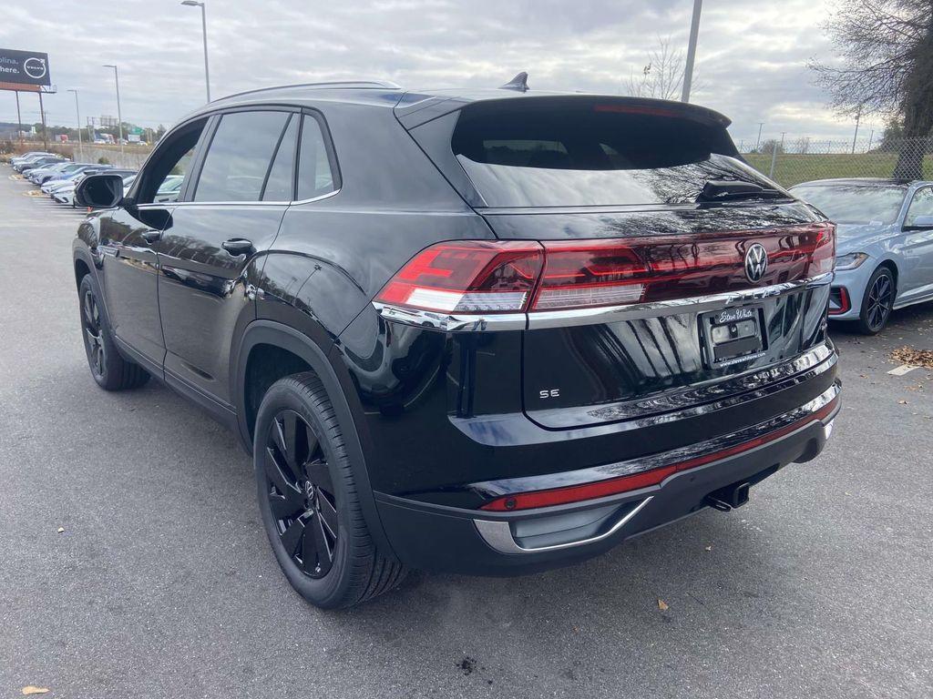 new 2026 Volkswagen Atlas Cross Sport car, priced at $48,186