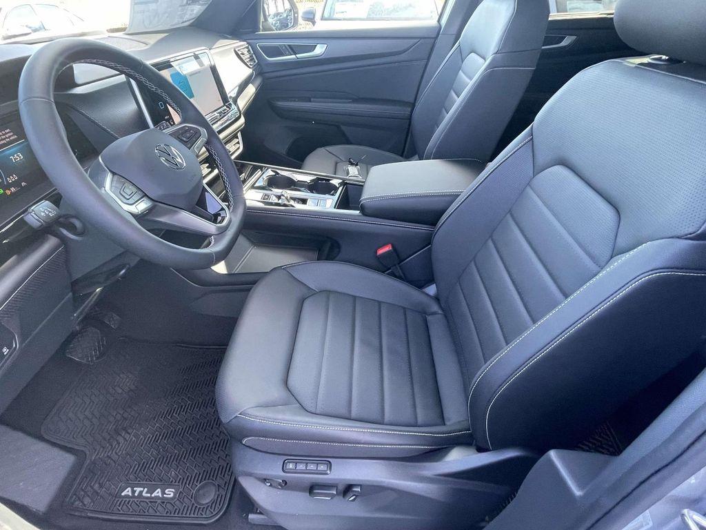 new 2026 Volkswagen Atlas Cross Sport car, priced at $50,381