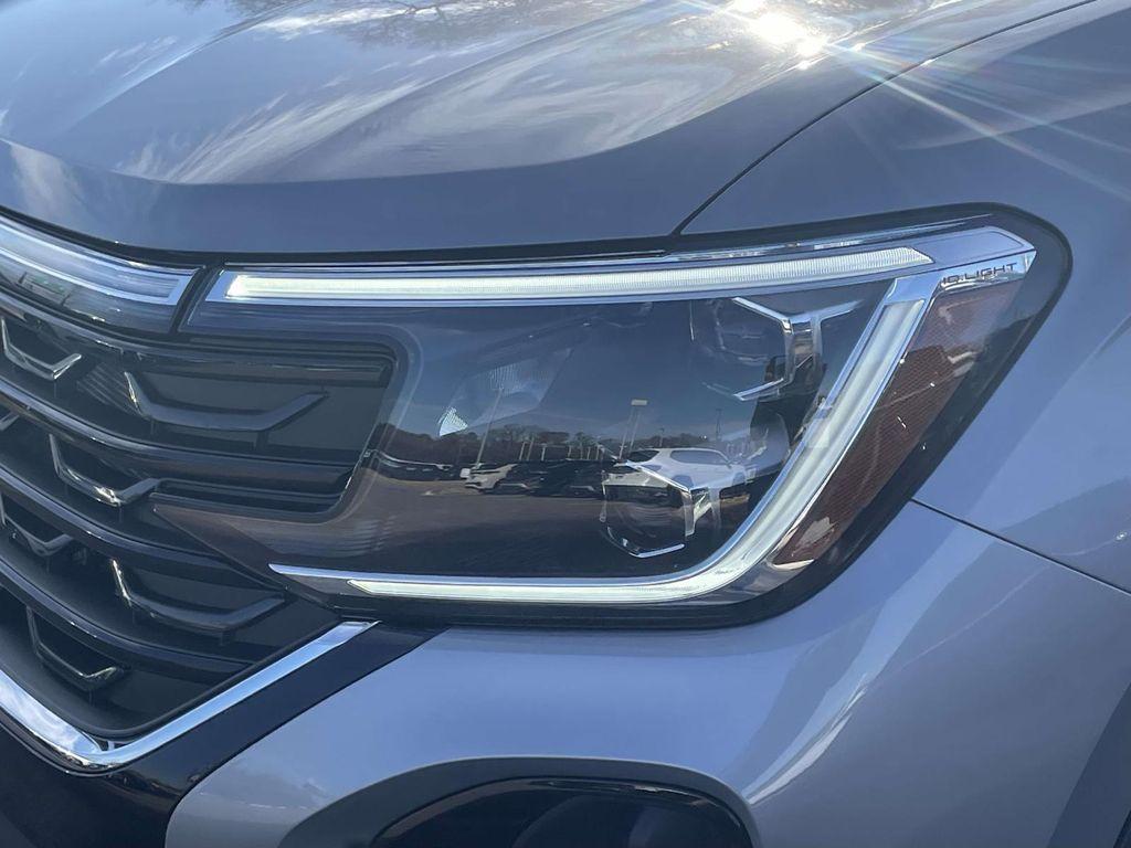 new 2026 Volkswagen Atlas Cross Sport car, priced at $50,381