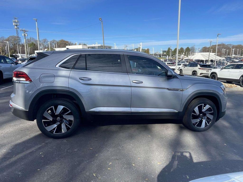 new 2026 Volkswagen Atlas Cross Sport car, priced at $50,381