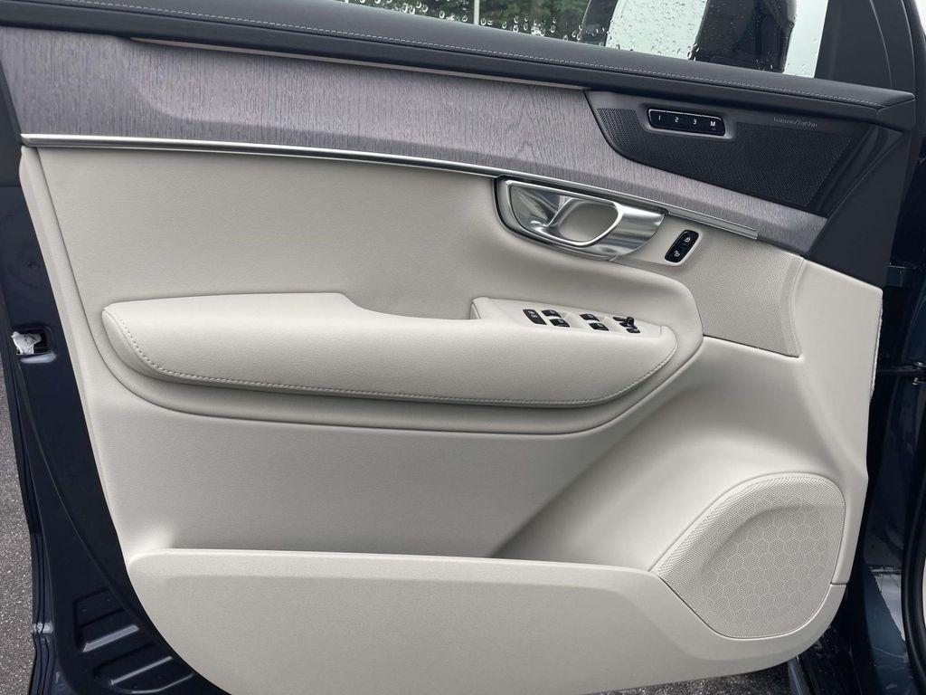 new 2026 Volvo XC90 Plug-In Hybrid car, priced at $88,400