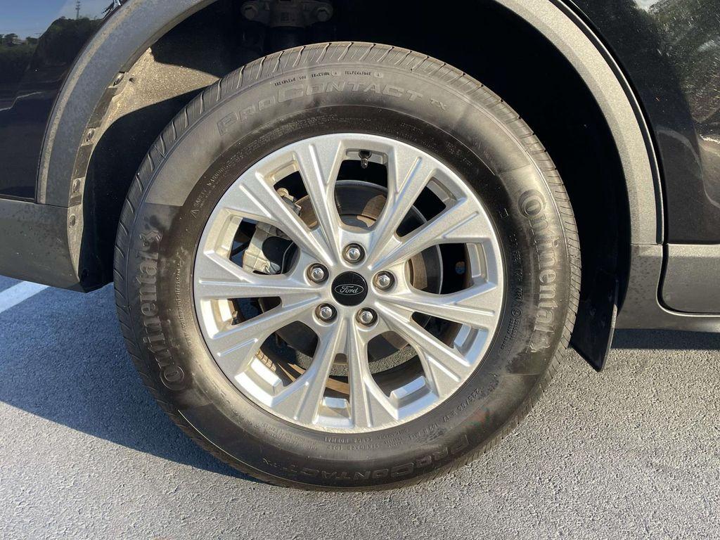 used 2025 Ford Escape car, priced at $24,999
