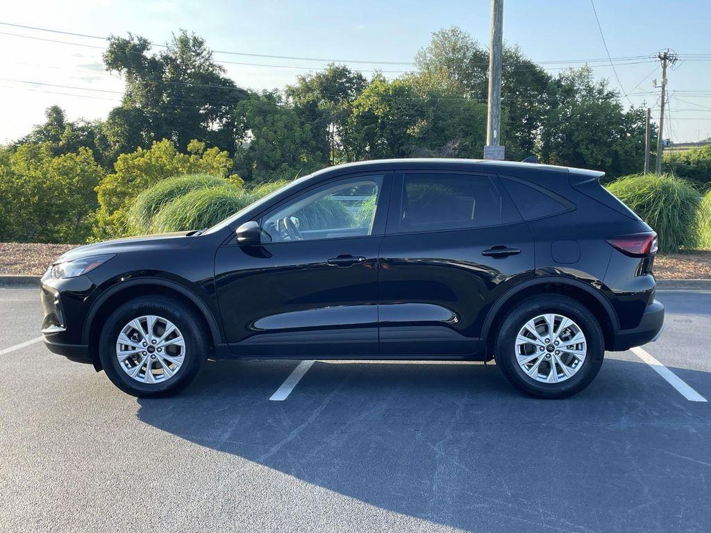 used 2025 Ford Escape car, priced at $24,999