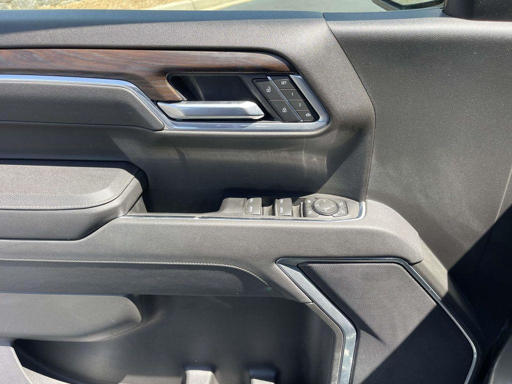 used 2025 GMC Sierra 1500 car, priced at $50,499