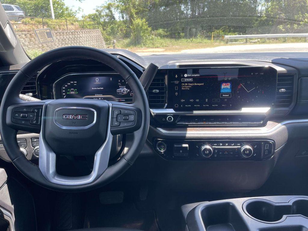 used 2025 GMC Sierra 1500 car, priced at $50,499