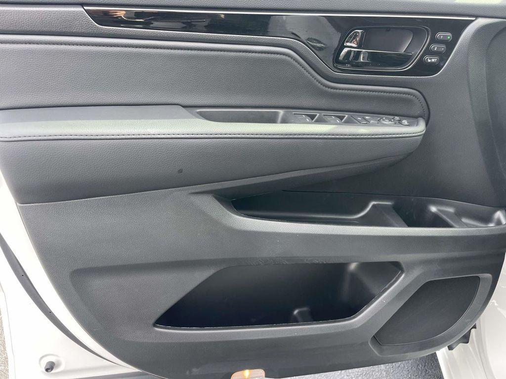 used 2025 Honda Odyssey car, priced at $44,995