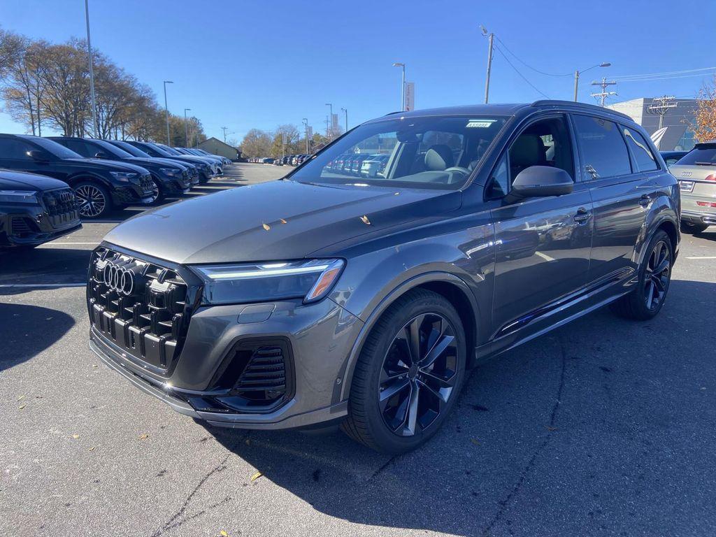 new 2026 Audi Q7 car, priced at $79,005