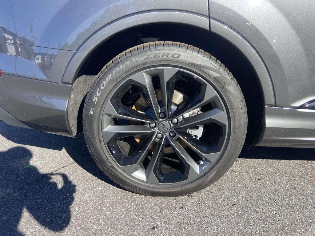 new 2026 Audi Q7 car, priced at $79,005