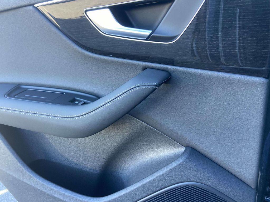 new 2026 Audi Q7 car, priced at $79,005