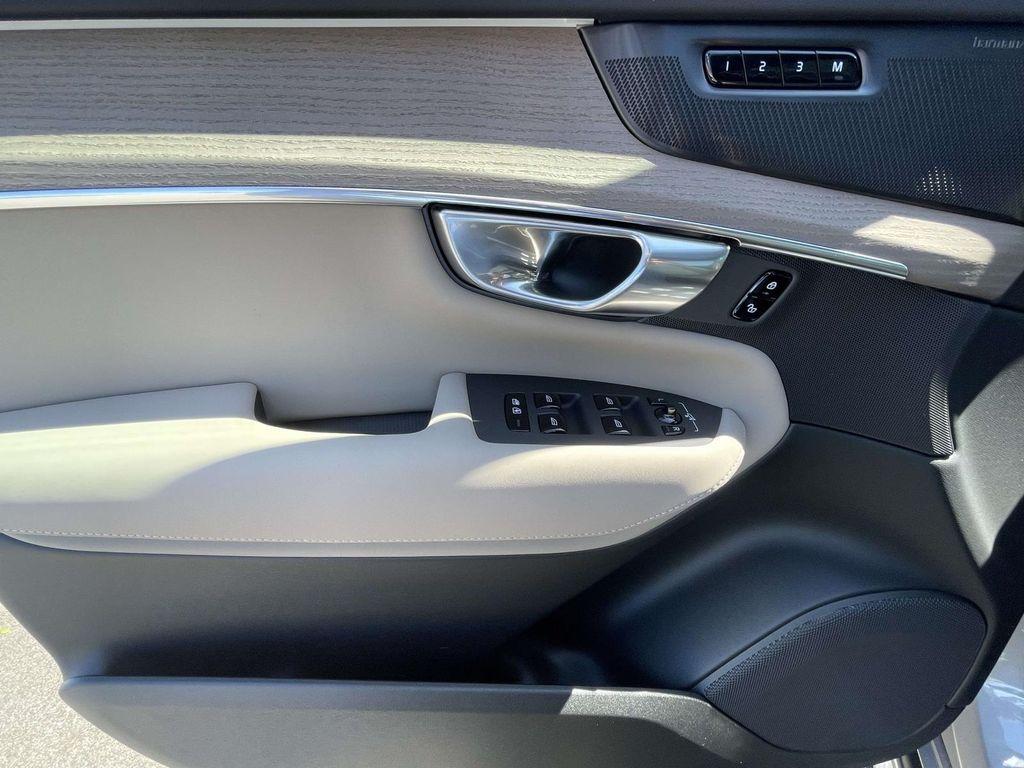 new 2026 Volvo XC90 car, priced at $76,545