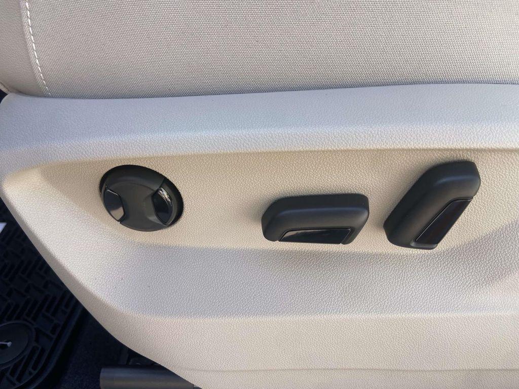 new 2026 Volkswagen Atlas car, priced at $45,475