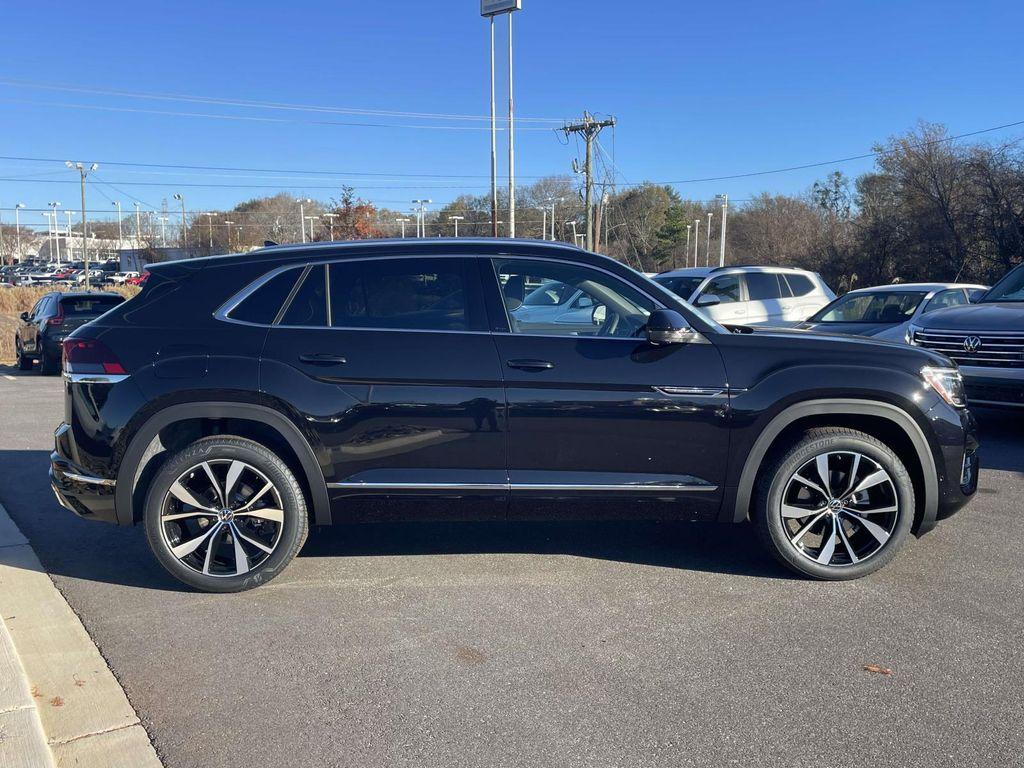 new 2026 Volkswagen Atlas Cross Sport car, priced at $55,391