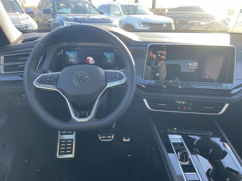 new 2026 Volkswagen Atlas Cross Sport car, priced at $55,391