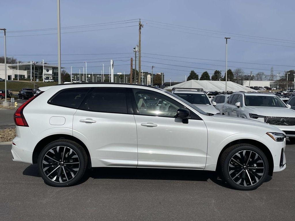 new 2026 Volvo XC60 car, priced at $64,055