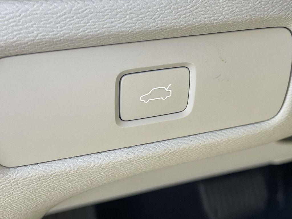 used 2025 Volvo XC60 car, priced at $35,282