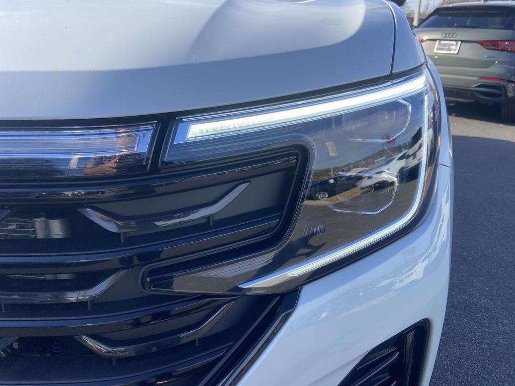 new 2026 Volkswagen Atlas Cross Sport car, priced at $52,786