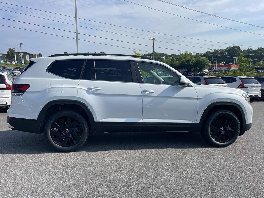 new 2026 Volkswagen Atlas car, priced at $47,751