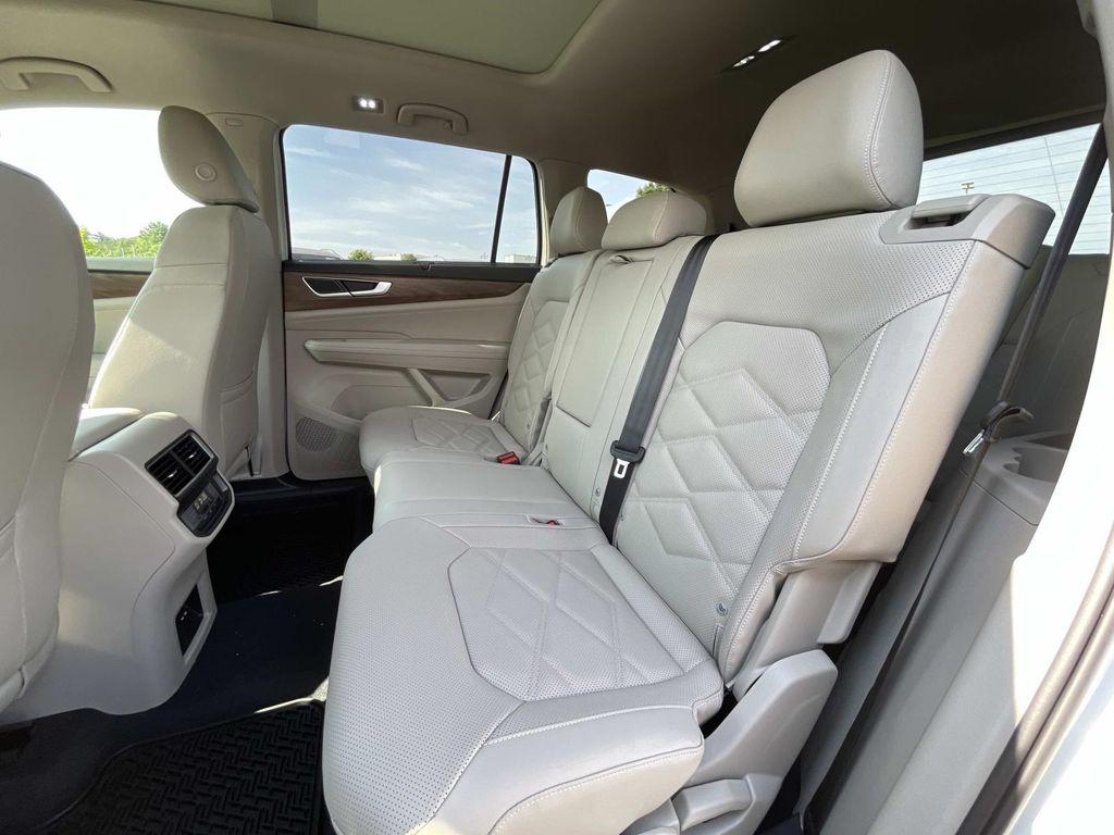 new 2026 Volkswagen Atlas car, priced at $47,751