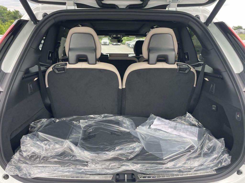 new 2026 Volvo XC90 Plug-In Hybrid car, priced at $82,680