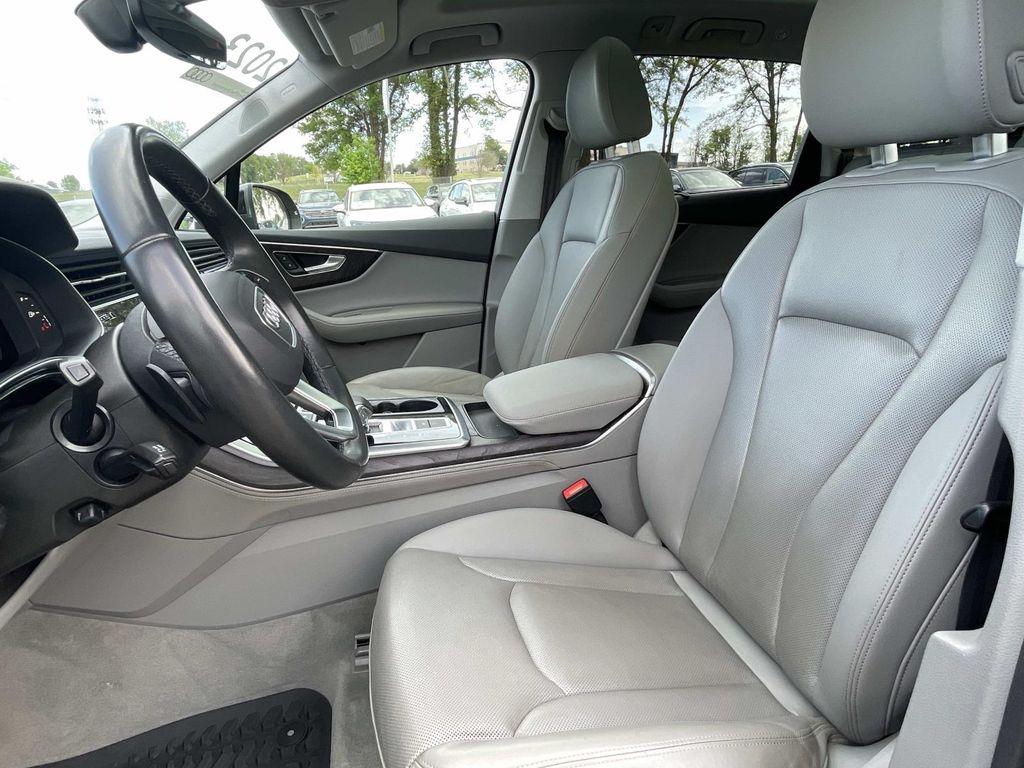 used 2023 Audi Q7 car, priced at $35,495
