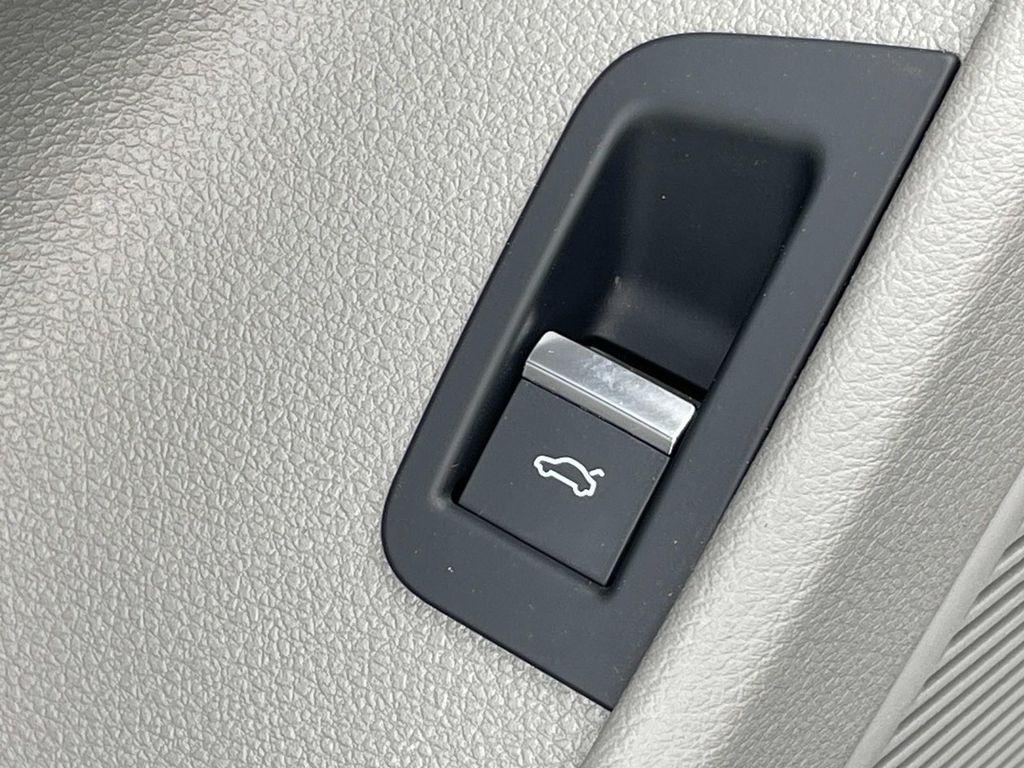 used 2023 Audi Q7 car, priced at $35,495