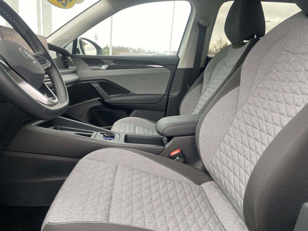 used 2025 Volkswagen Tiguan car, priced at $26,999