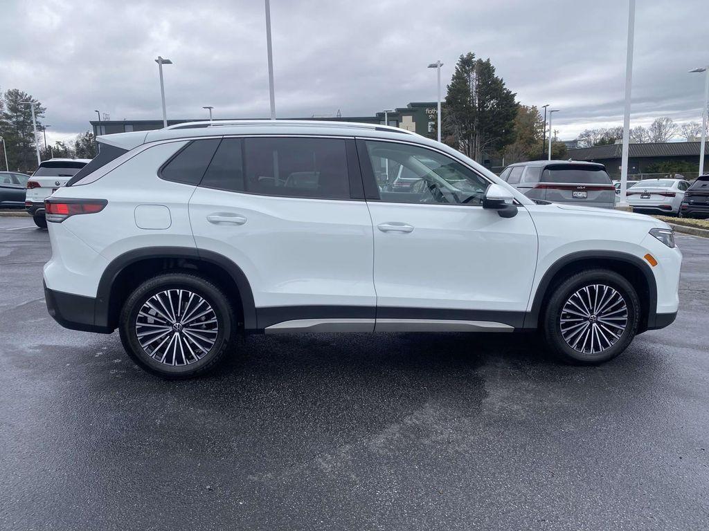 used 2025 Volkswagen Tiguan car, priced at $26,999