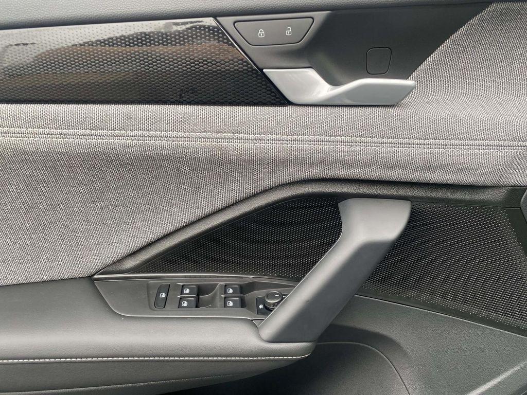 used 2025 Volkswagen Tiguan car, priced at $26,999