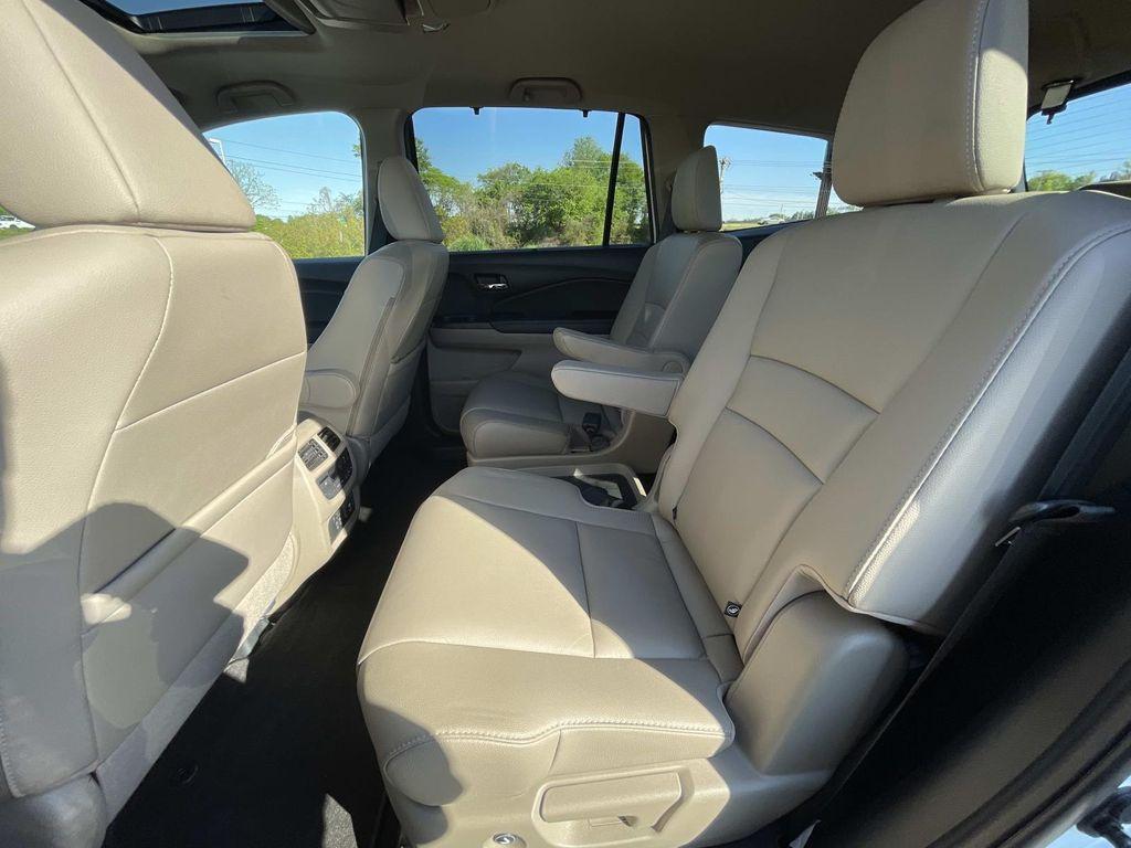 used 2022 Honda Pilot car, priced at $31,499