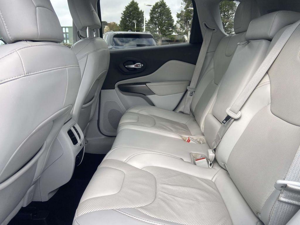 used 2020 Jeep Cherokee car, priced at $11,959