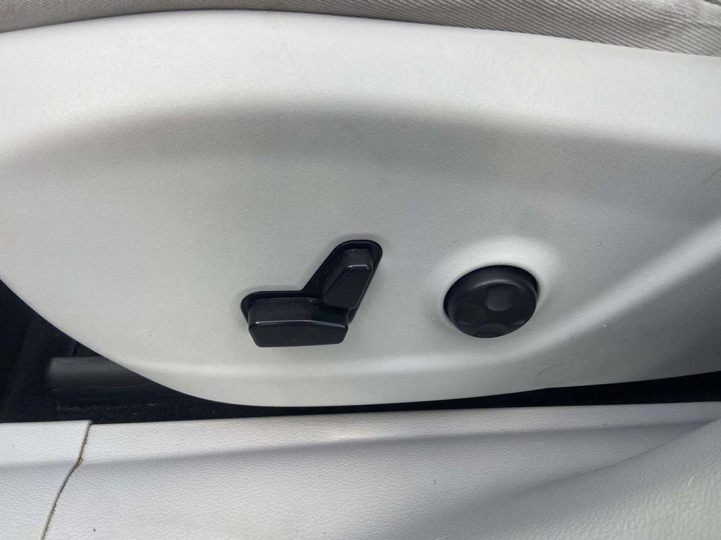 used 2020 Jeep Cherokee car, priced at $11,959