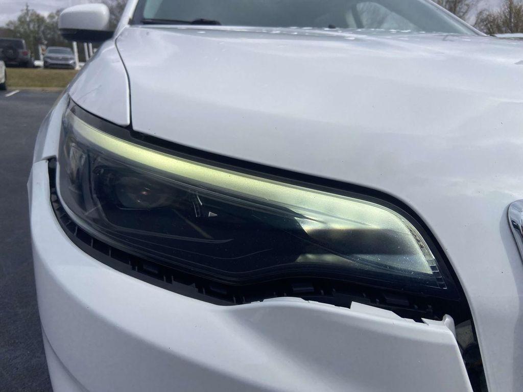 used 2020 Jeep Cherokee car, priced at $11,959