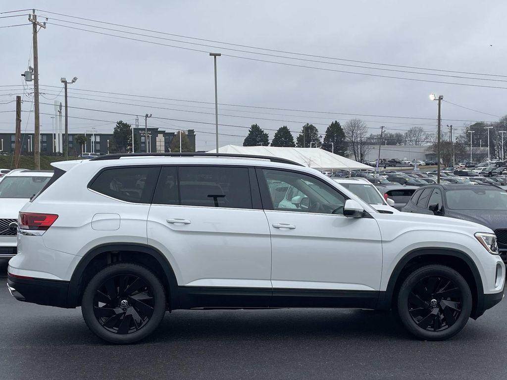 new 2026 Volkswagen Atlas car, priced at $49,043