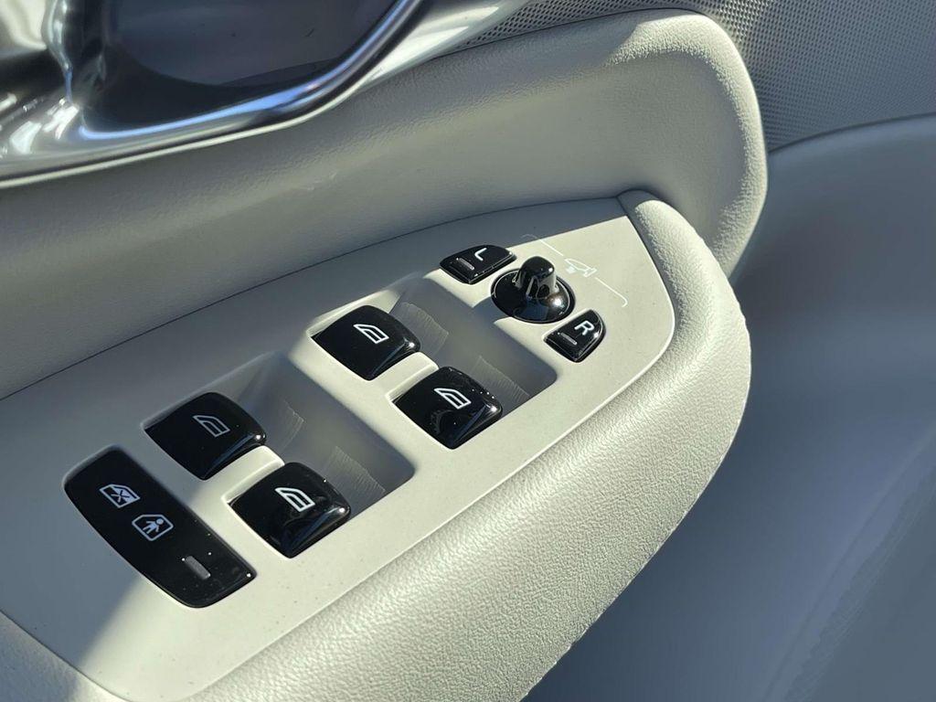 new 2026 Volvo XC90 car, priced at $75,155