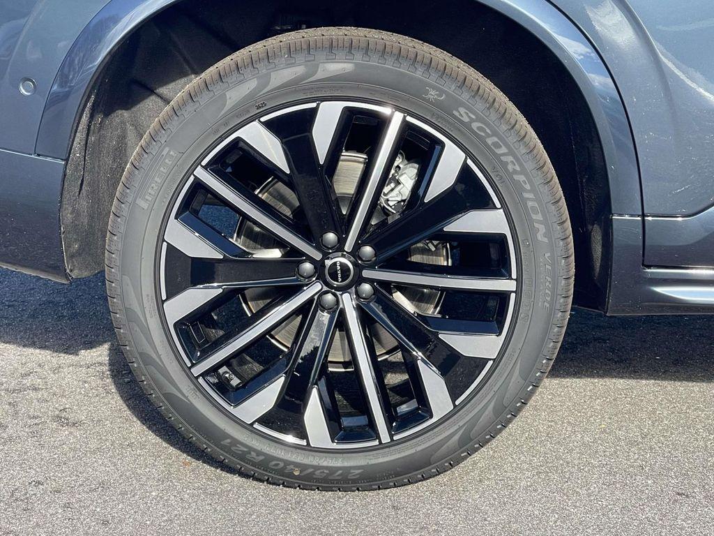 new 2026 Volvo XC90 car, priced at $75,155