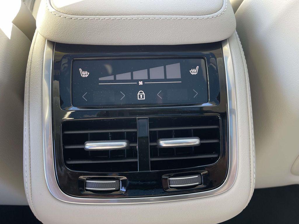 new 2026 Volvo XC90 car, priced at $75,155