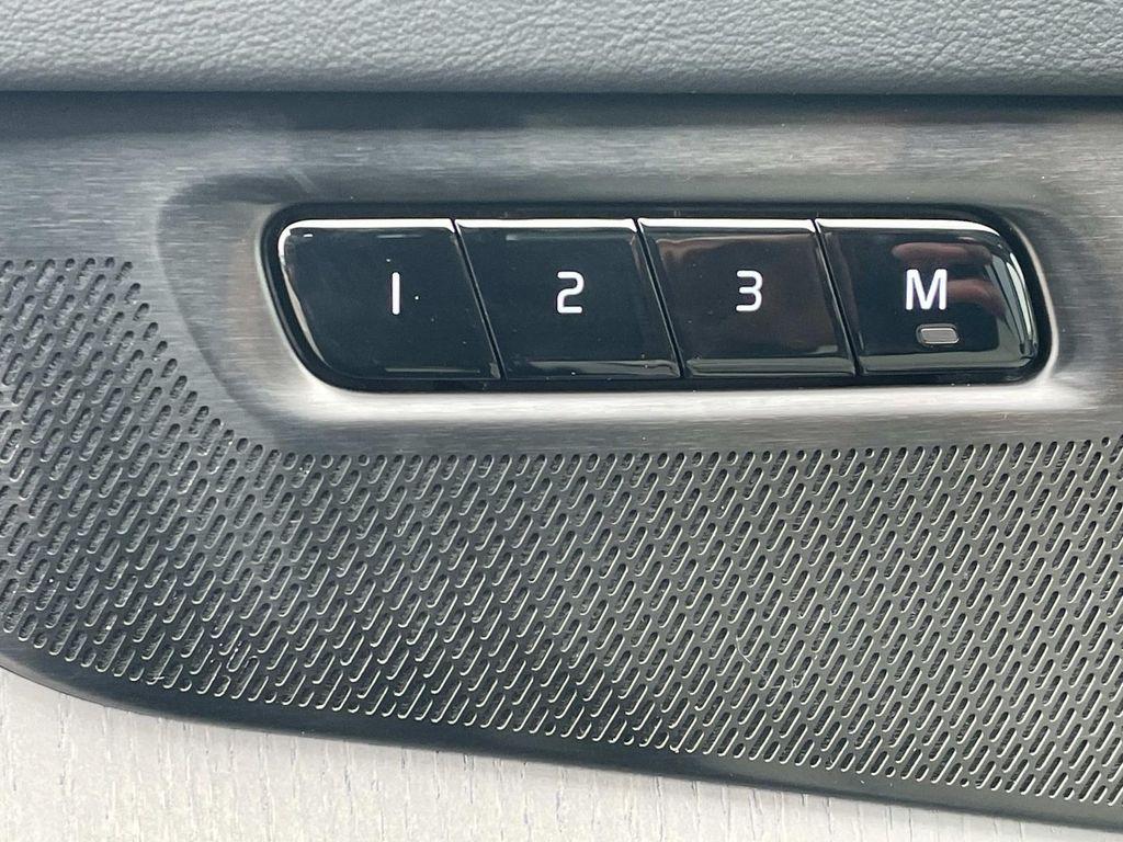 new 2026 Volvo XC90 Plug-In Hybrid car, priced at $85,745