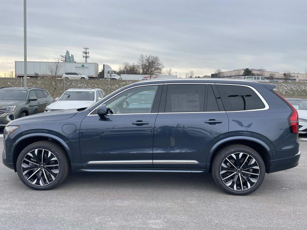 new 2026 Volvo XC90 Plug-In Hybrid car, priced at $85,745