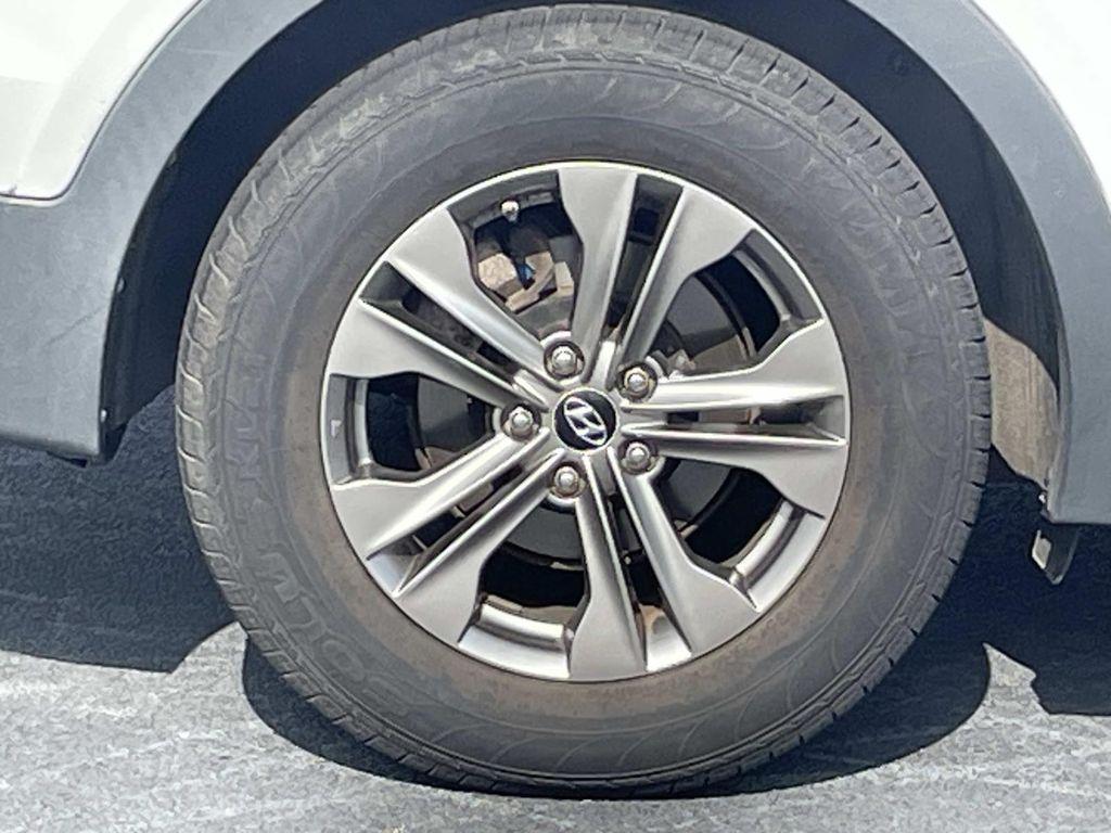 used 2014 Hyundai Santa Fe Sport car, priced at $7,995